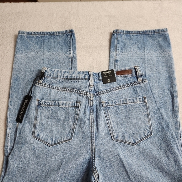 Blank NYC Jeans Womens 26 Destroyed Rib Cage Light Wash Straight Leg Denim - Picture 3 of 16